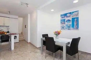 Geminis Villa Corralejo