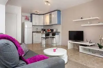 Geminis Villa